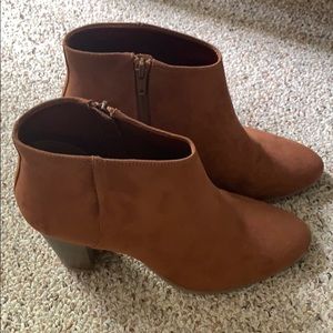 Old Navy Brown Booties